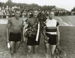 Grand Prix 1936: 1. Dissing Rasmussen 2. Bjørn Stieler 3. Gunnar Liepke